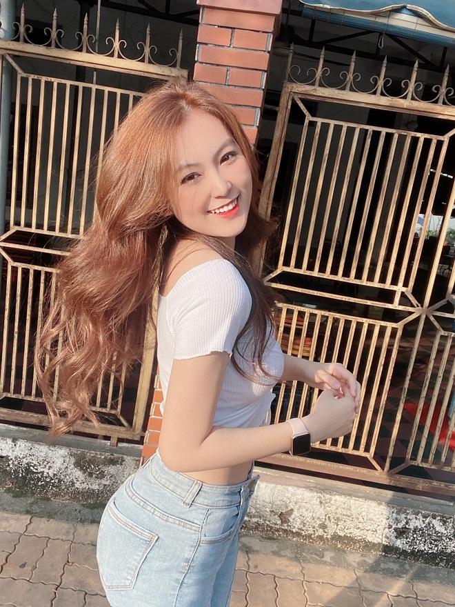 Cô giáo hot nhất Sài thành đáp trả trước tin làm nghề nhạy cảm-1