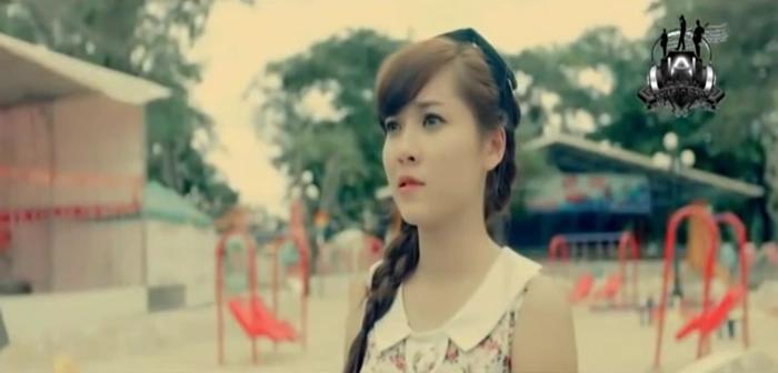 TiTi bắt trend cùng nữ chính đóng MV thuở còn trong HKT-3