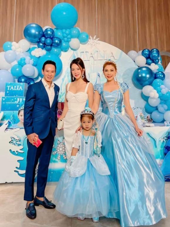 Thanh Thảo U50 vẫn cưa sừng làm nghé với đầm công chúa-4