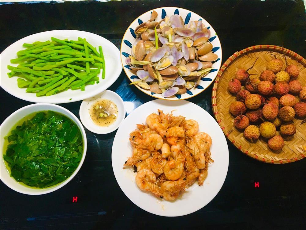 Loạt mâm cơm 2 người đầy đặn, cách nấu vừa nhanh lại vừa ngon-3