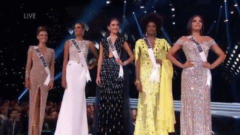 Trùng hợp khó tin Top 5 Hoa hậu: Lười chống tay là đăng quang-9