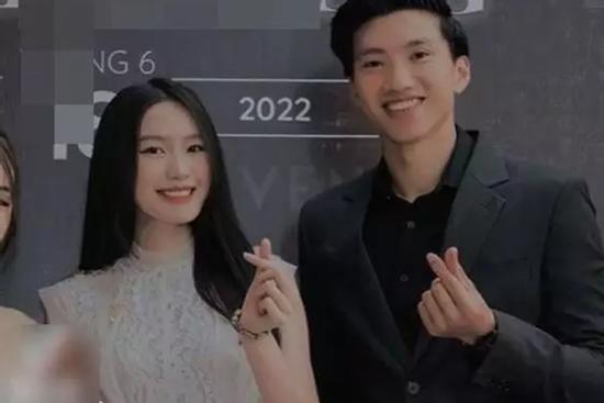 Lộ ảnh Văn Hậu - Hải My du lịch chung, còn ra mắt bố mẹ 2 bên