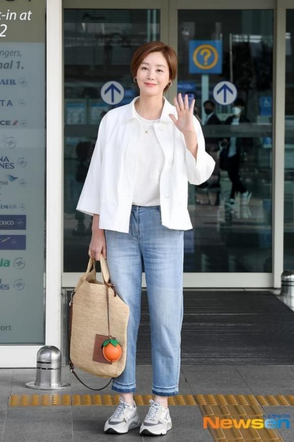 Cách mix đồ giúp cựu Hoa hậu Hàn trẻ không tưởng dù đã U60-8