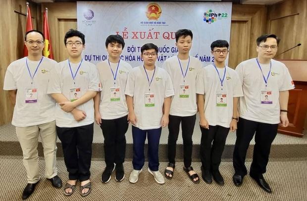 Gặp chủ nhân tấm HCV Olympic Vật lý Quốc tế 2022-1