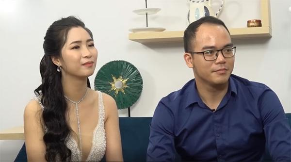 Bị tình cũ của chồng gọi điện dằn mặt, nữ giảng viên đáp trả bá đạo-4