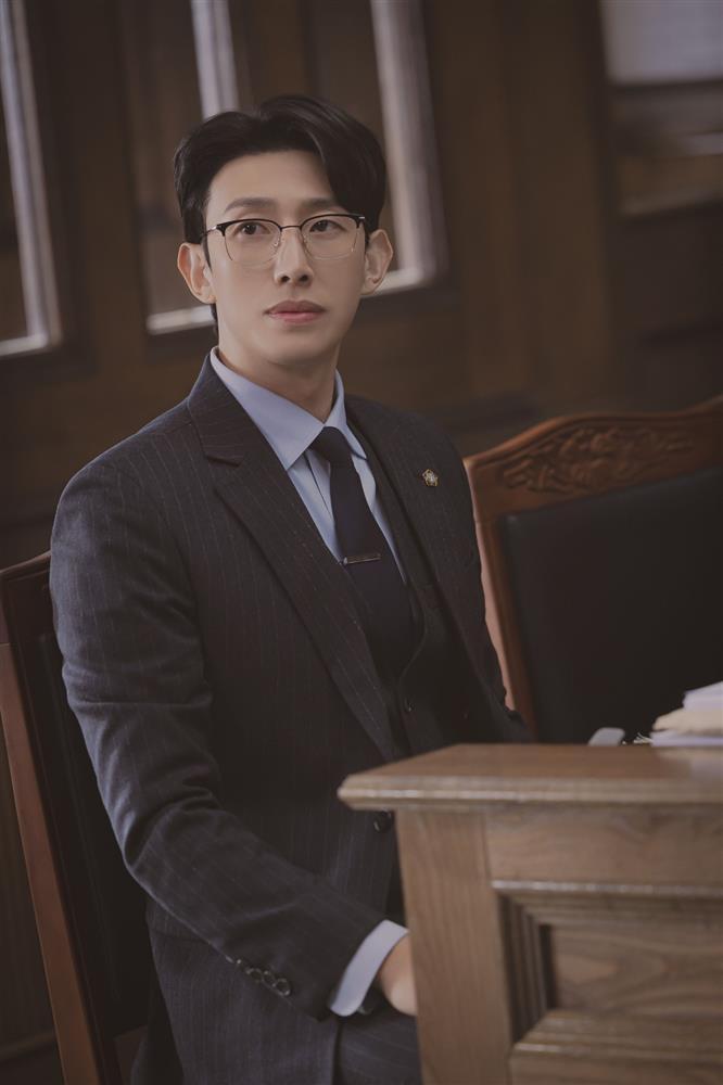 Nhan sắc đời thực của dàn cast phim luật sư hot nhất hiện nay-7