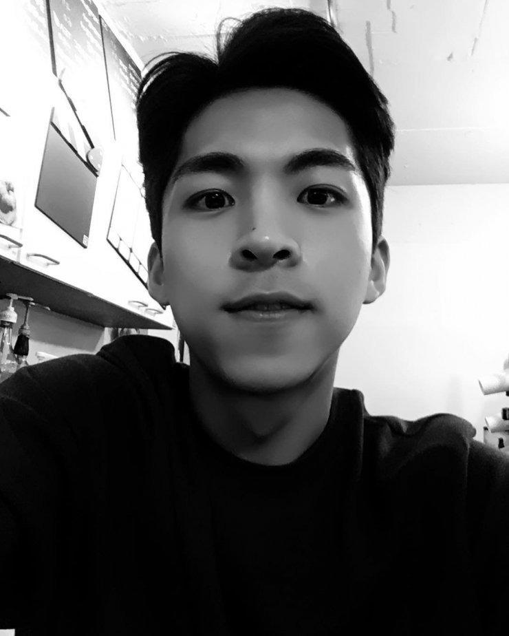 Nhan sắc đời thực của dàn cast phim luật sư hot nhất hiện nay-19