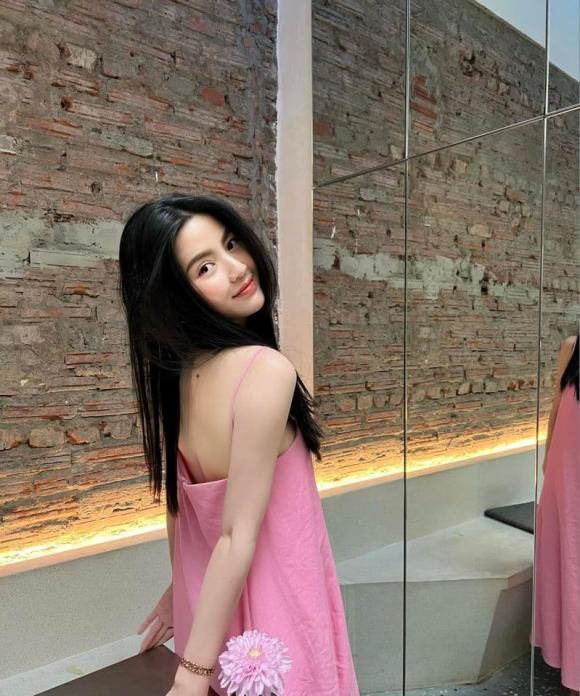 Bồ Quang Hải lộ dáng ngồi giống hệt có bầu 4, 5 tháng-3