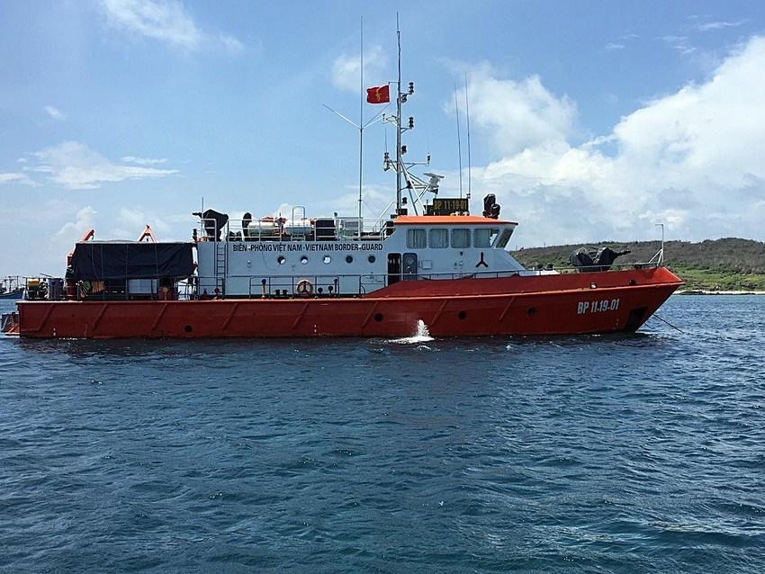 Tìm thấy 4 ngư dân sống sót sau 9 ngày tàu cá Bình Thuận mất tích-1