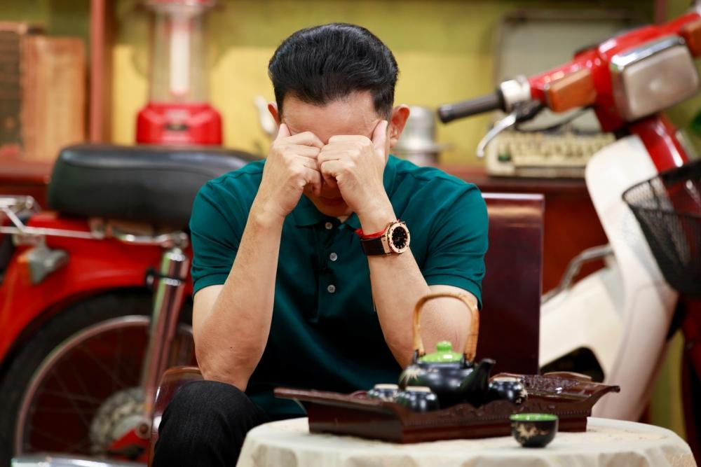 Diễn viên Hữu Tiến: Học hết lớp 9 trở thành thầy Hoa hậu Khánh Vân-6