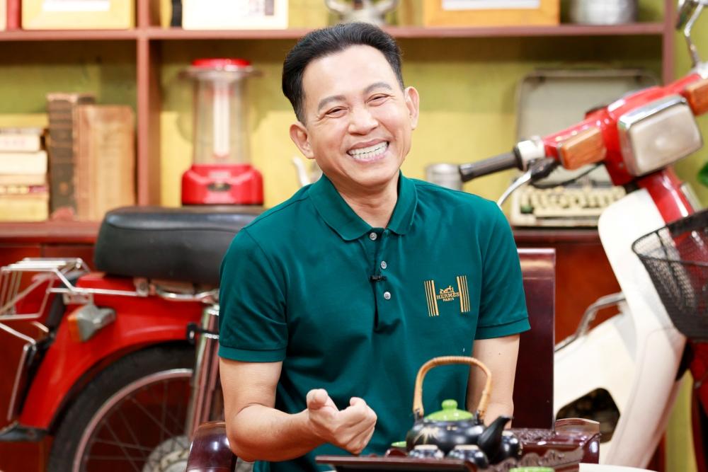 Diễn viên Hữu Tiến: Học hết lớp 9 trở thành thầy Hoa hậu Khánh Vân-3