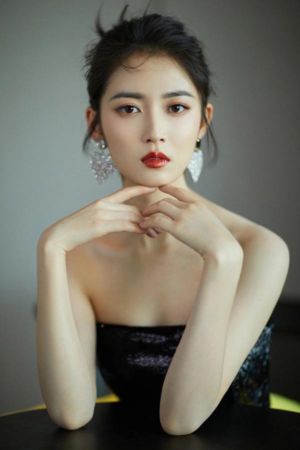 Người tình kém 29 tuổi của Chân Tử Đan ở Thiên Long Bát Bộ-7