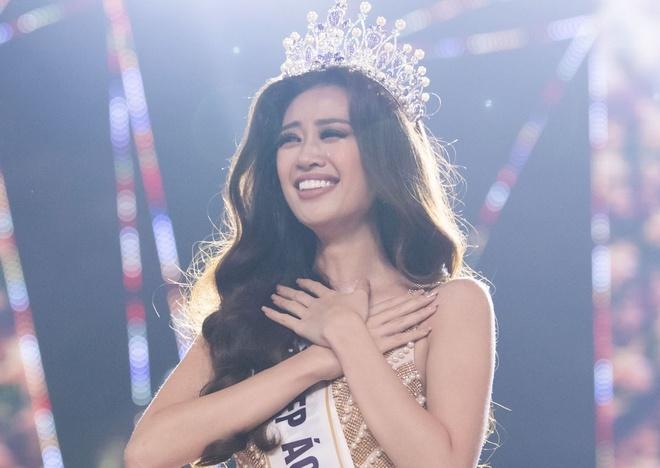 Sự khác lạ của Khánh Vân so với các hoa hậu khi hết nhiệm kỳ-7