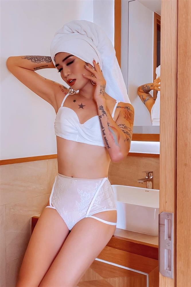BB Trần tung ảnh nội y sexy, netizen chỉ đi tìm họa mi-11