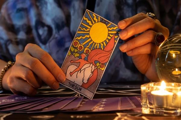 Bói bài Tarot hàng ngày - thứ Sáu 22/7/2022: Sẵn sàng lột xác-1