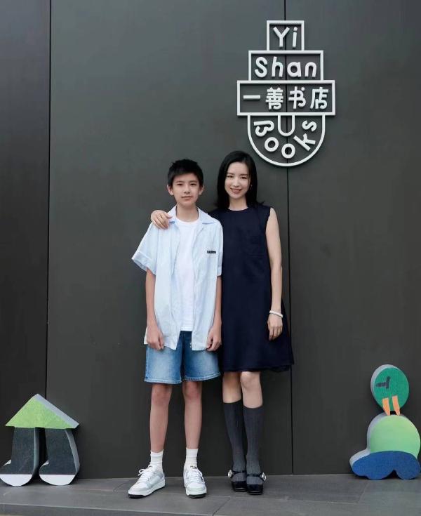 Quan hệ căng thẳng của Đổng Khiết và chồng cũ-1