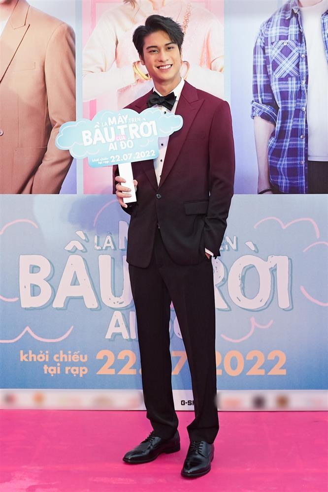 Bập bẹ nói tiếng Việt, chồng August Vachiravit khiến dân tình xiêu đổ-1