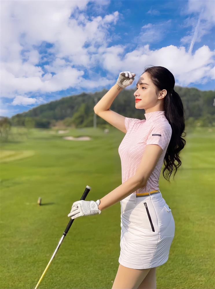 Hương Giang chi số tiền bằng cả căn nhà cho sở thích chơi golf-4