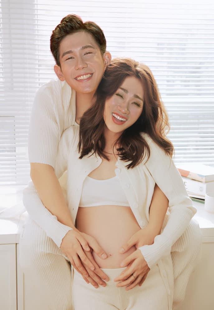 Hải Triều bụng to tướng, netizen chúc mẹ tròn con vuông-2