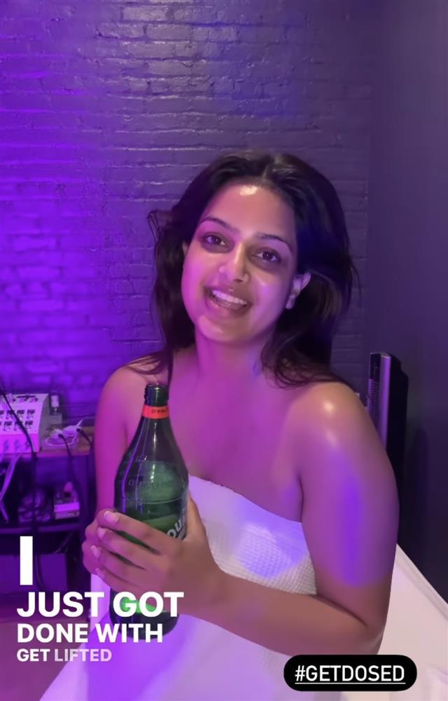 Miss Universe 2021 lộ mặt mộc quầng thâm như thiếu ngủ-5