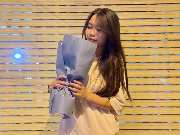 Con gái cố nhạc sĩ Trần Lập đón tuổi 16 rạng rỡ trưởng thành-4