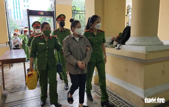 Dì ghẻ Nguyễn Võ Quỳnh Trang tăng 10 kg kể từ khi bị bắt-6