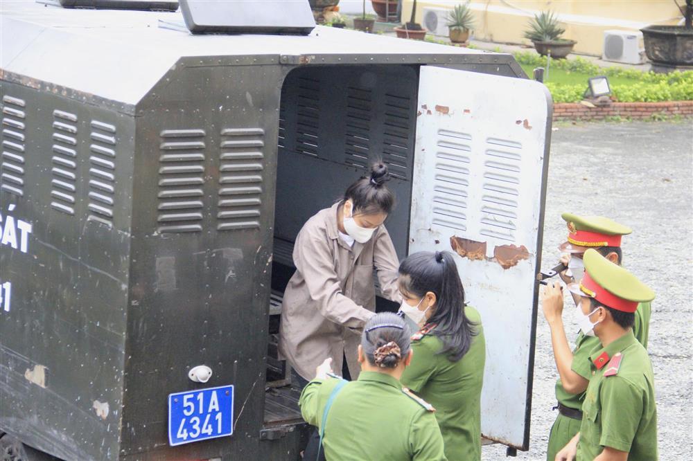 Dì ghẻ Nguyễn Võ Quỳnh Trang tăng 10 kg kể từ khi bị bắt-3