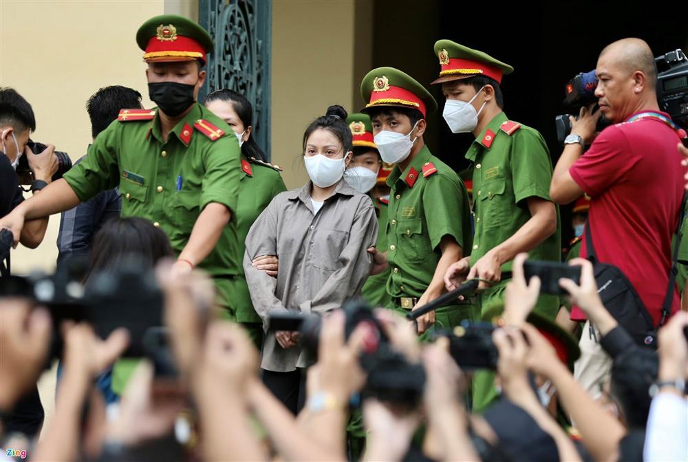 Dì ghẻ Nguyễn Võ Quỳnh Trang tăng 10 kg kể từ khi bị bắt-12