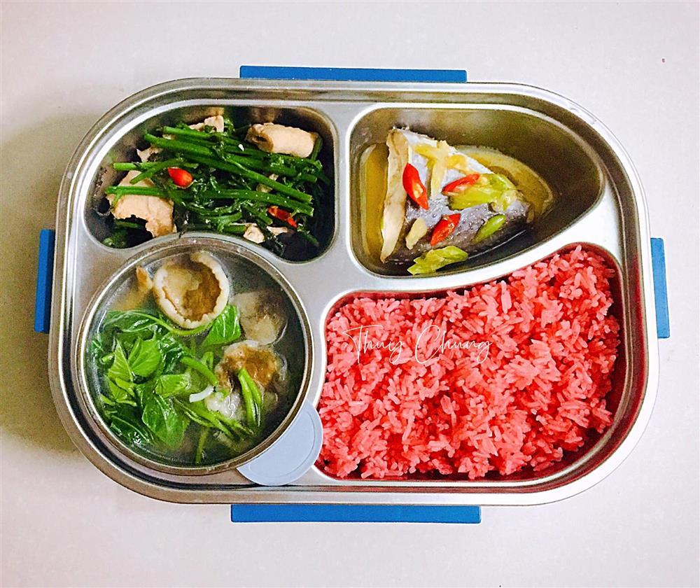 Loạt hộp cơm trưa màu sắc đẹp mắt, ngon miệng mà chỉ mất 40k-3