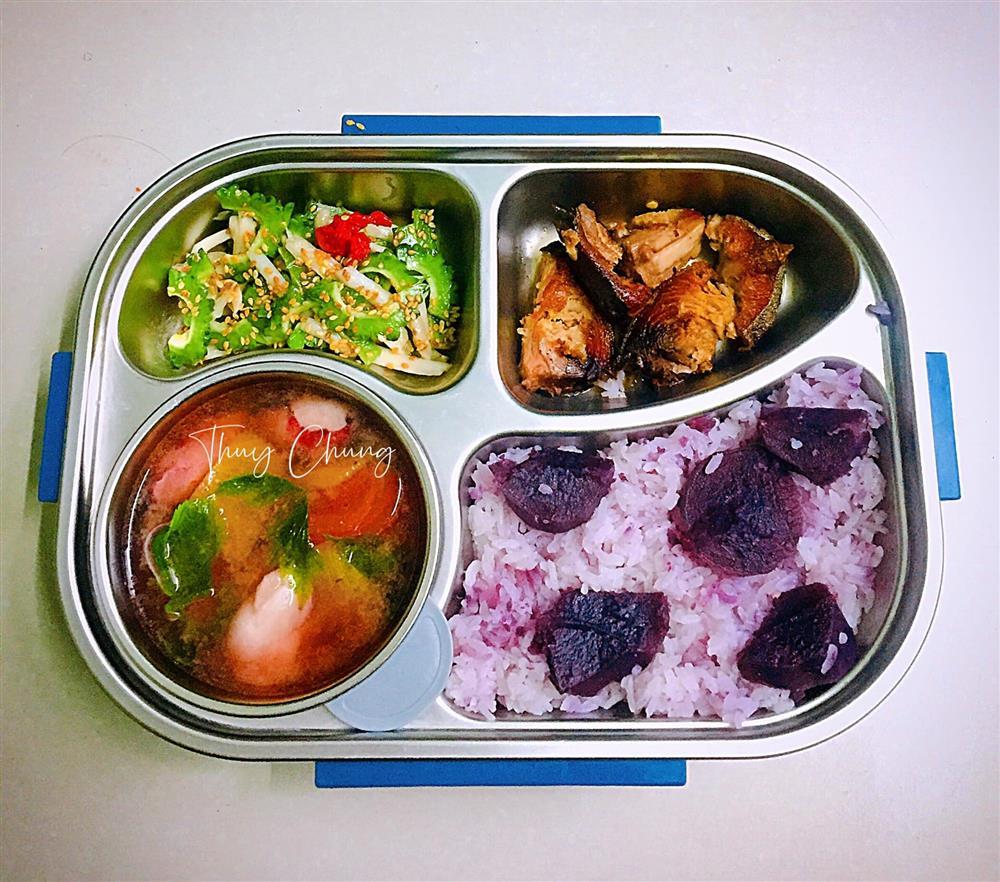 Loạt hộp cơm trưa màu sắc đẹp mắt, ngon miệng mà chỉ mất 40k-7