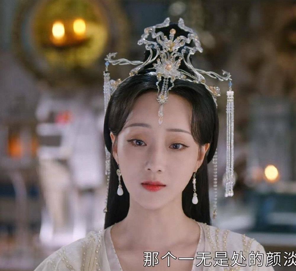 Mỹ nhân Trầm Vụn Hương Phai bị tố ngoại tình với nhà sản xuất-4