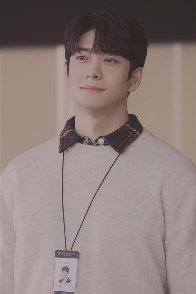 Chuyện tình nàng luật sư tự kỷ khiến khán giả hết lòng đẩy thuyền-4