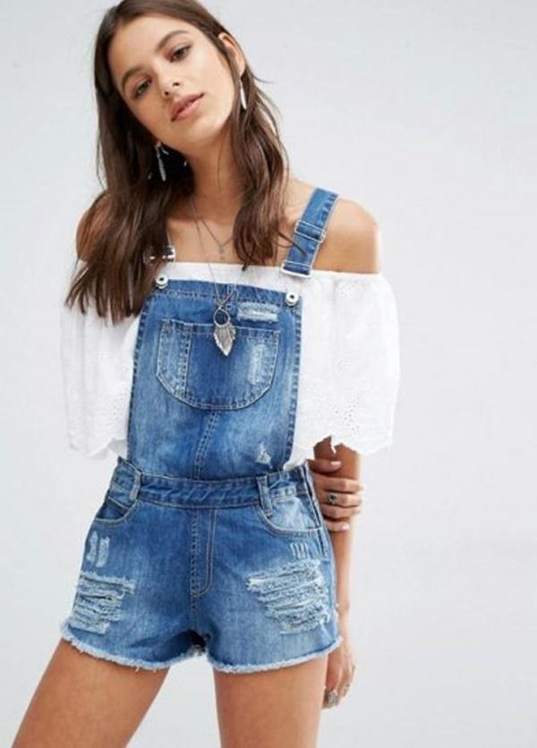5 cách mix đồ với quần short yếm trendy giúp hack tuổi-4