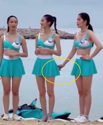 Nam Em loạng choạng bấu víu bạn thi Miss World vì lý do sức khỏe?-2