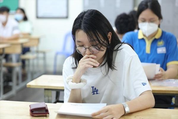 Xuất hiện 5 thí sinh đạt điểm 10 môn Văn thi tốt nghiệp THPT 2022-2