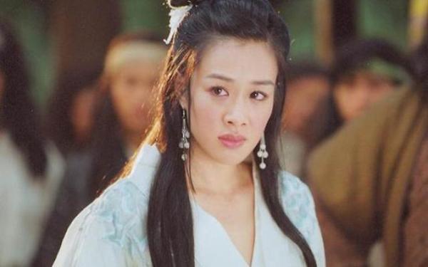 Mỹ nhân lẳng lơ nhất kiếm hiệp Kim Dung khiến Kiều Phong thân bại danh liệt-1