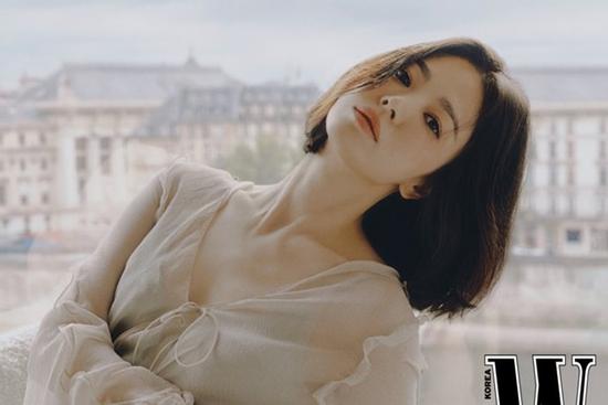 Trọn bộ ảnh khoe nhan sắc đỉnh cao của Song Hye Kyo