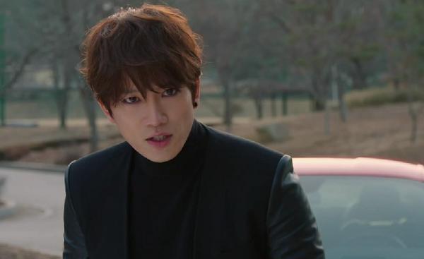 Vai đa nhân cách để đời của Ji Sung sẽ không bùng nổ nếu về tay mỹ nam này-2