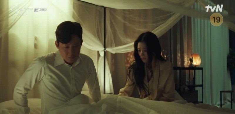 Seo Ye Ji bị ném đá vì tôn vinh tiểu tam trên phim-2