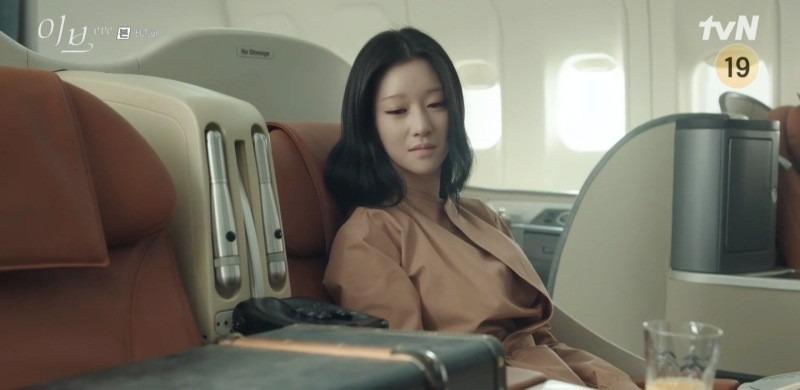 Seo Ye Ji bị ném đá vì tôn vinh tiểu tam trên phim-4