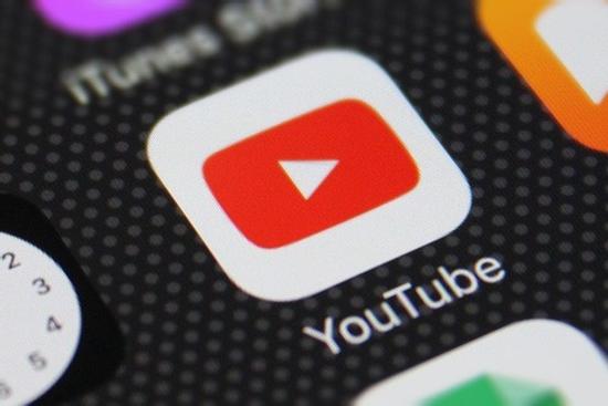 YouTube xóa các video đăng thông tin sai lệch về phá thai