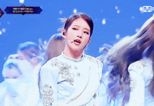 Kiểu tóc đang thịnh hành với các idol nữ Kpop-8