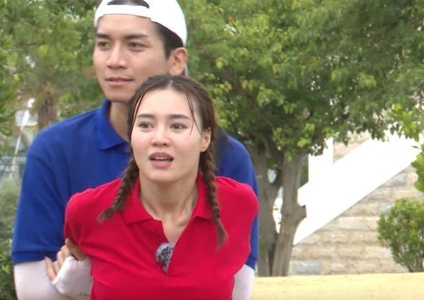 Ninh Dương Lan Ngọc nhá bạn trai, netizen truy ra luôn danh tính-8