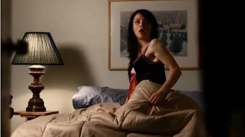 Đang như nhộng, cặp đôi phát hoảng vì bảo vệ khách sạn ào vào-2