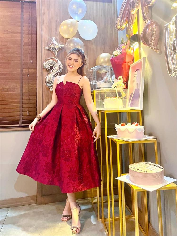 Cuộc sống Á khôi sau 3 năm tố thủ môn Văn Toản cắm sừng-10