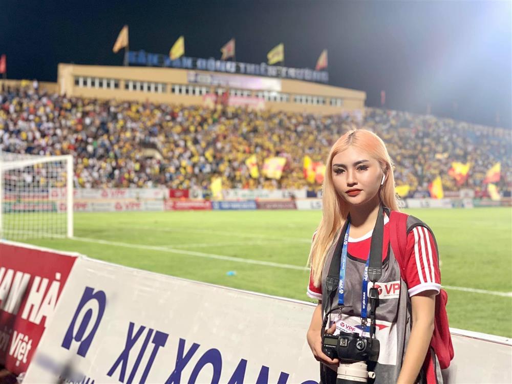 Cuộc sống Á khôi sau 3 năm tố thủ môn Văn Toản cắm sừng-13