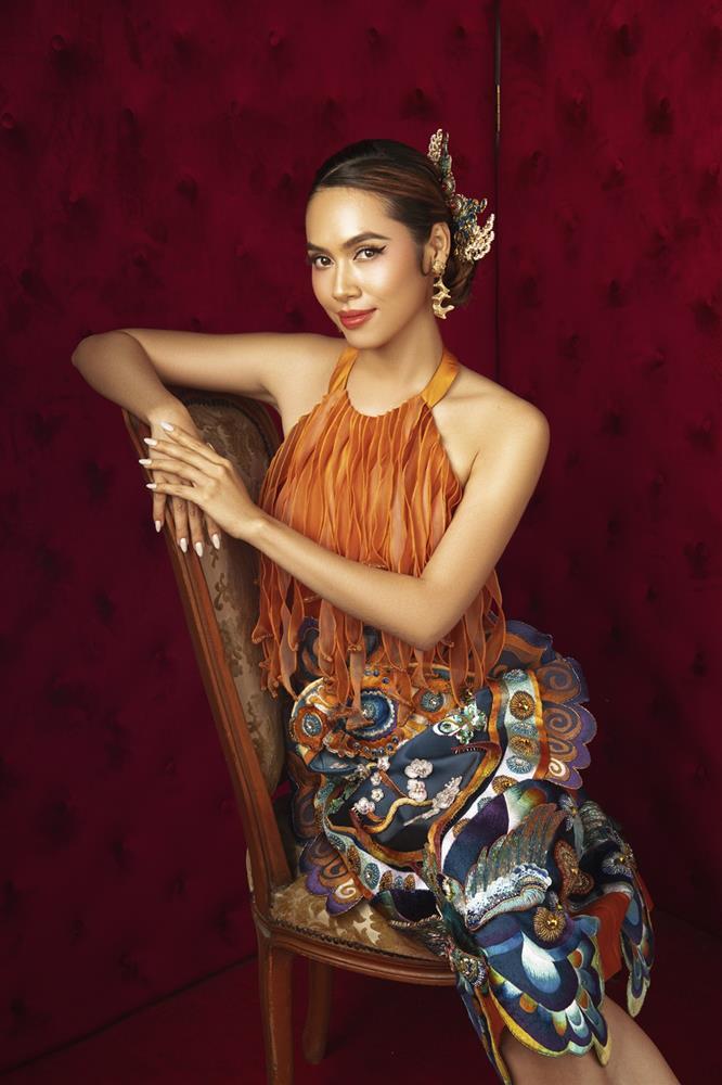 Choáng ngợp bức ảnh Universe, mùi triệu đô tỏa ngào ngạt-16