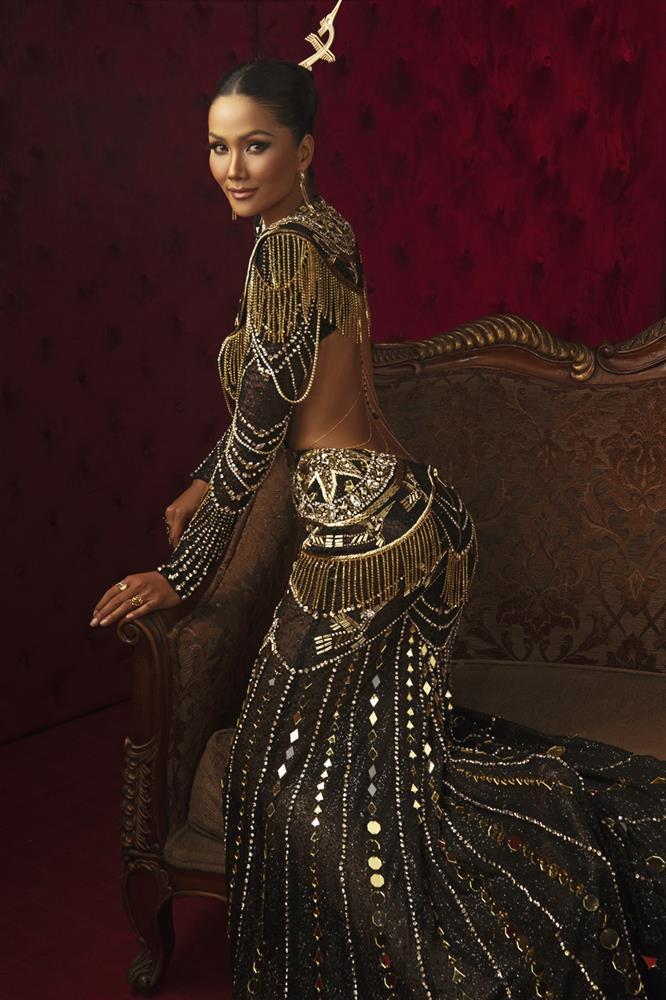 Choáng ngợp bức ảnh Universe, mùi triệu đô tỏa ngào ngạt-12