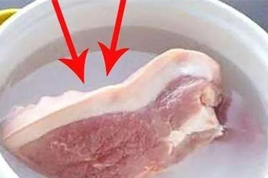 Thịt đông cứng, chỉ cần thêm 1 giọt này vào sẽ rã đông