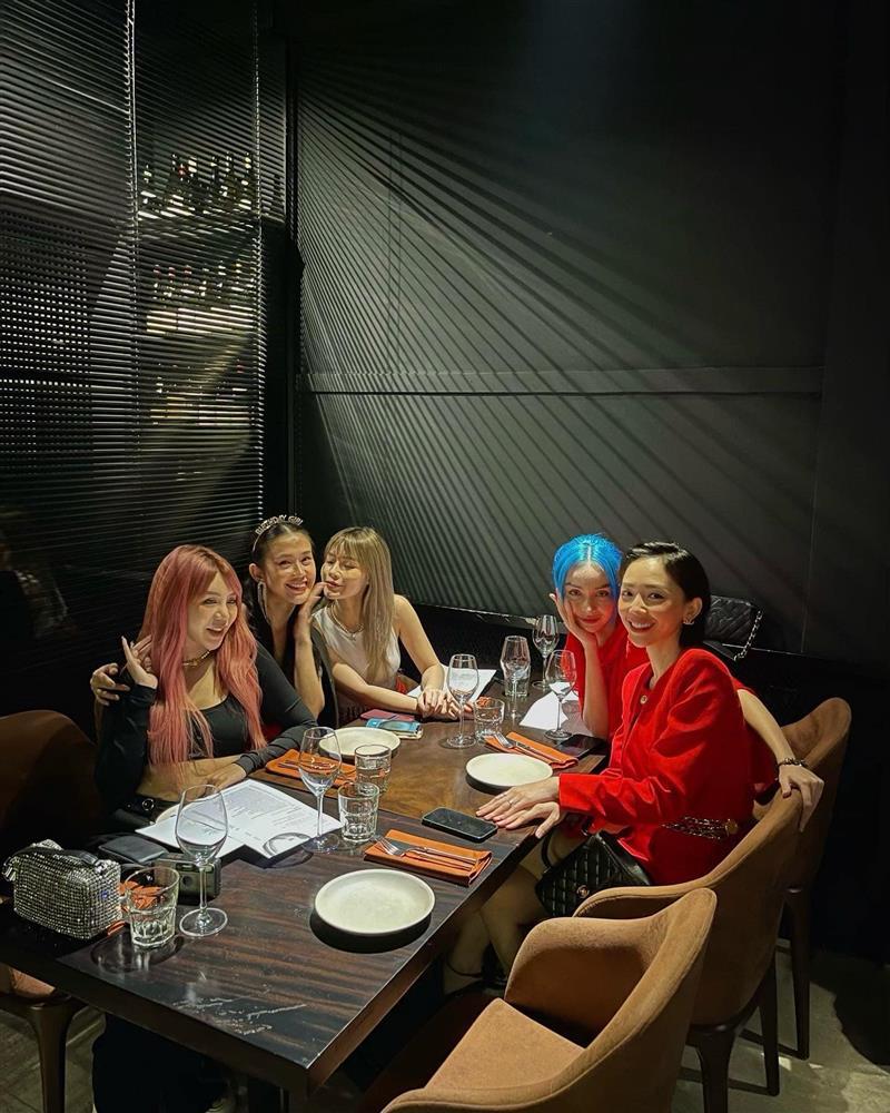 Tóc Tiên, MLee chặt dàn hotgirl với đôi chân kiếm Nhật-3